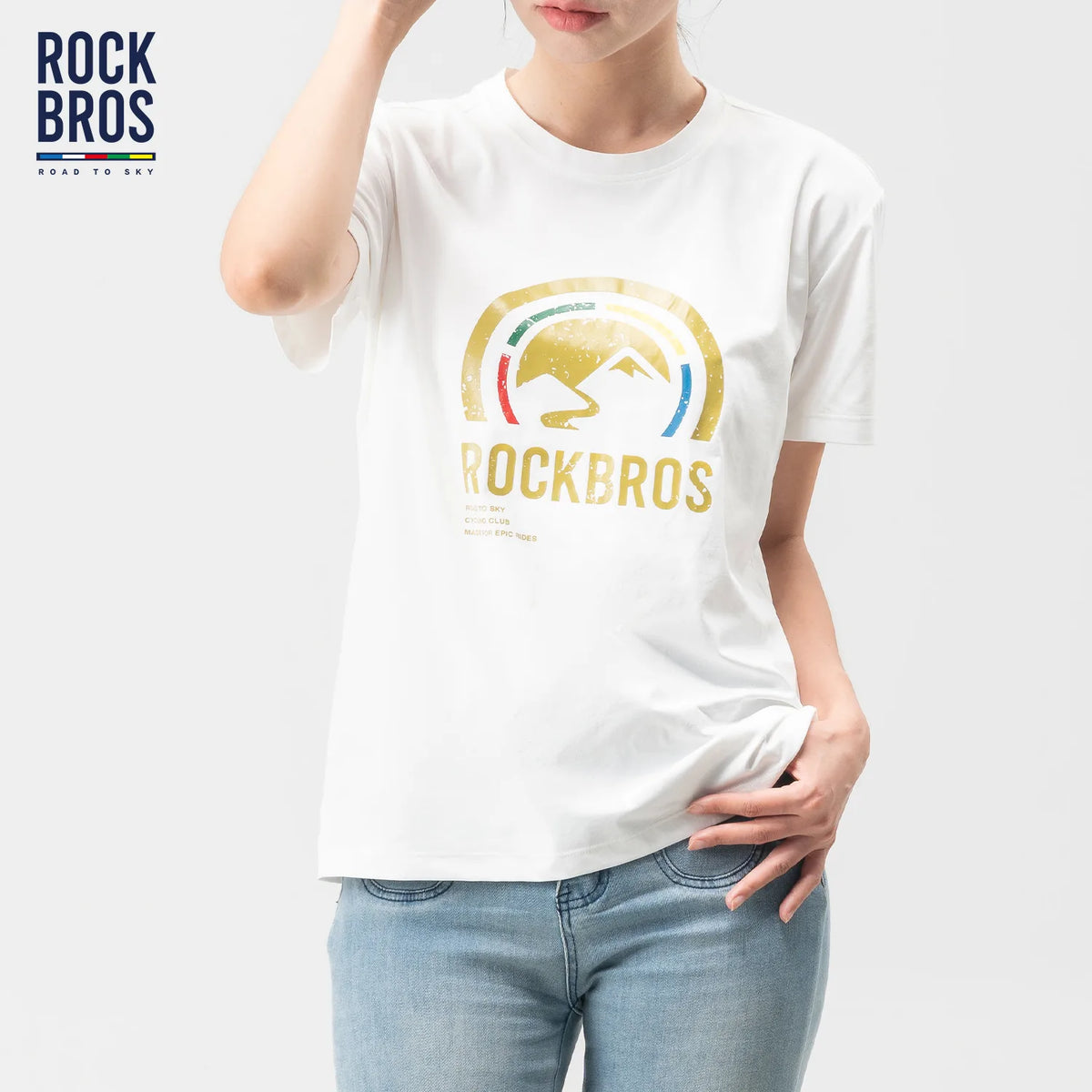 ROAD TO SKY unisex cooling quick-dry cycling T-shirt with side pocket and front logo print.
#Color_White