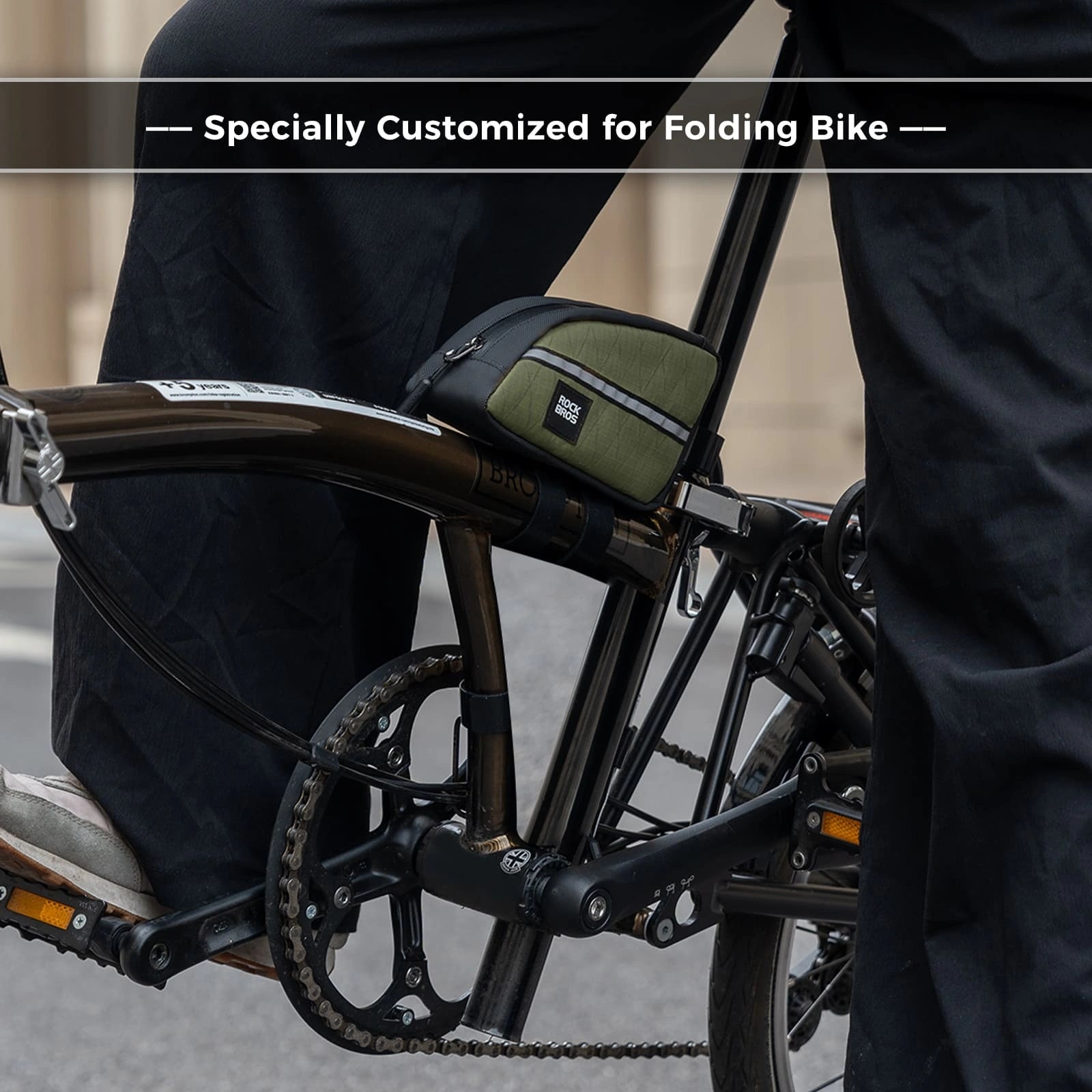 ROCKBROS 0.9L Waterproof Bike Top Tube Bag With Slim Fit And Easy-Access Zipper
#Color_Army Green