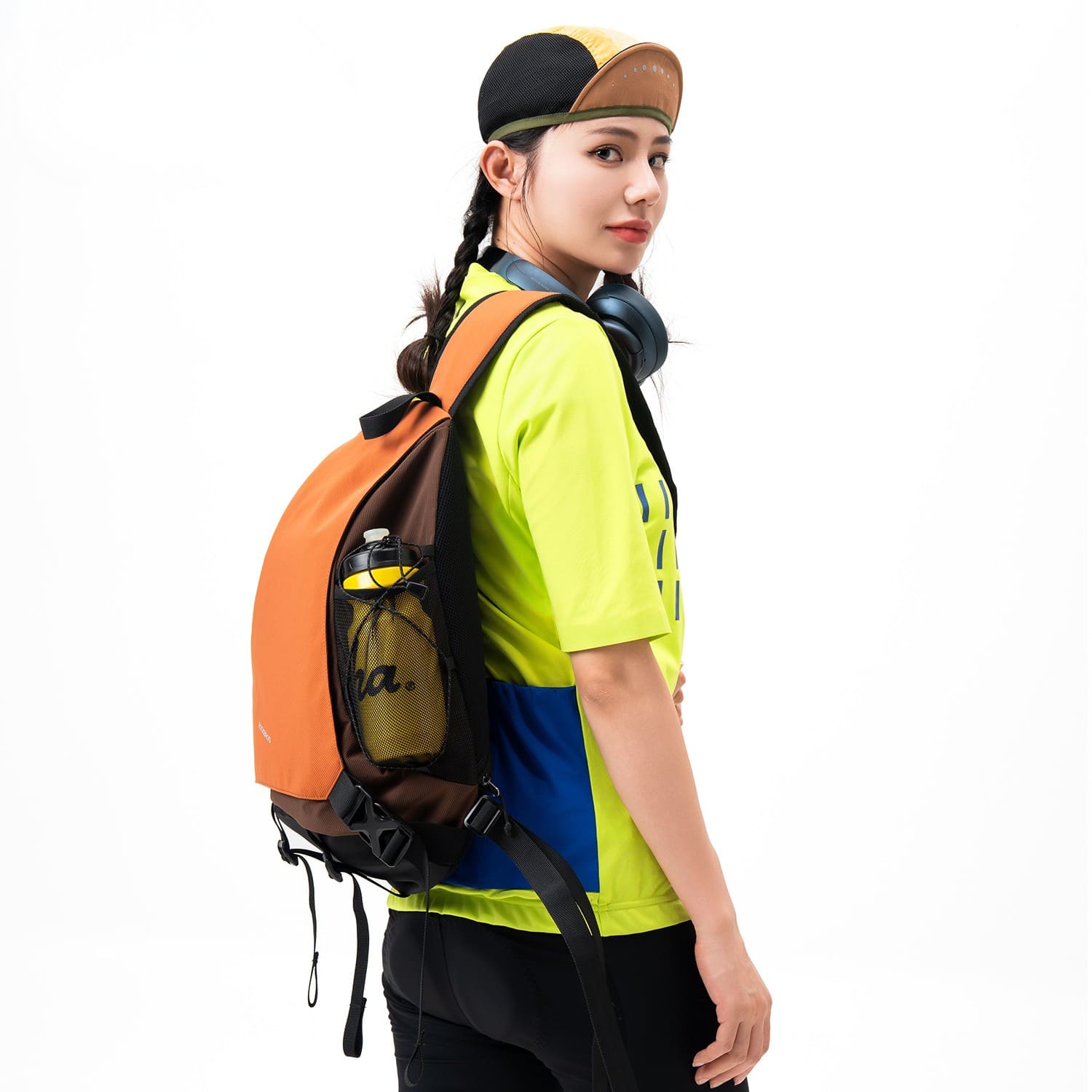 ROCKBROS outdoor crossbody sling bag with magnetic buckle for cycling hiking and daily carry