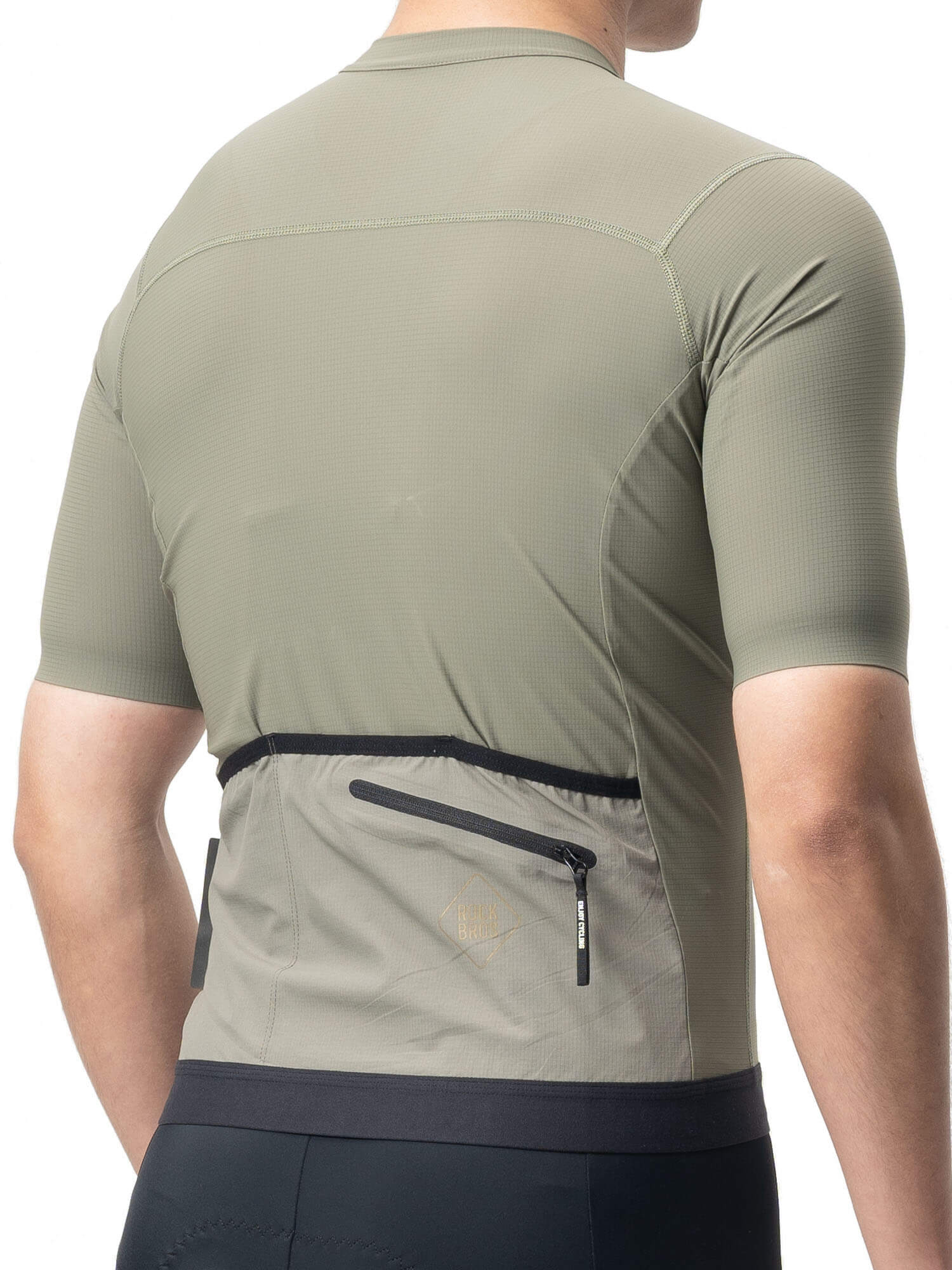 ROCKBROS Amber men’s short-sleeve breathable cycling jersey with rear pockets
#Color_Military green