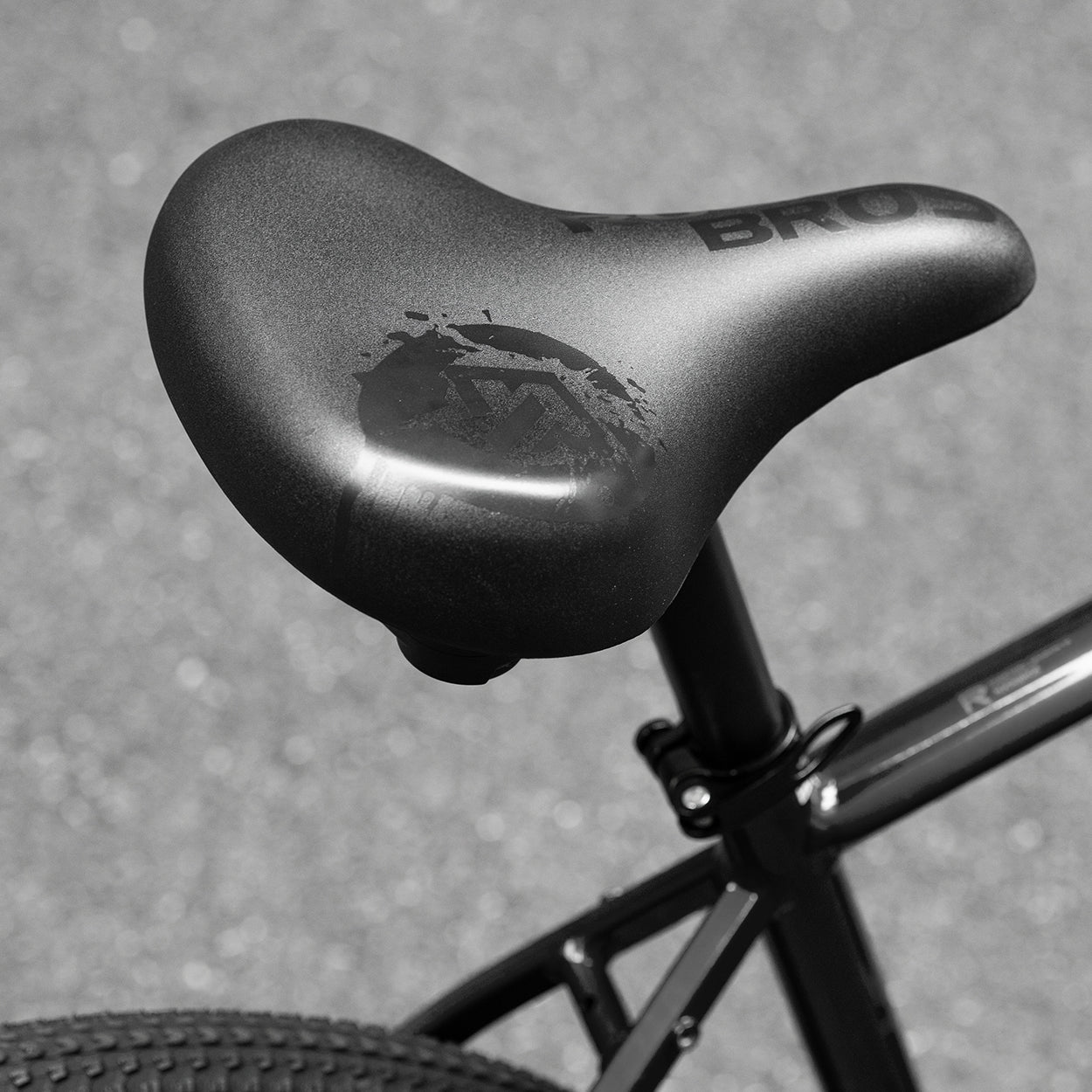 ROCKBROS comfort bike saddle seat with PU leather surface, shock-absorbing design, and ergonomic shape for daily commuting
