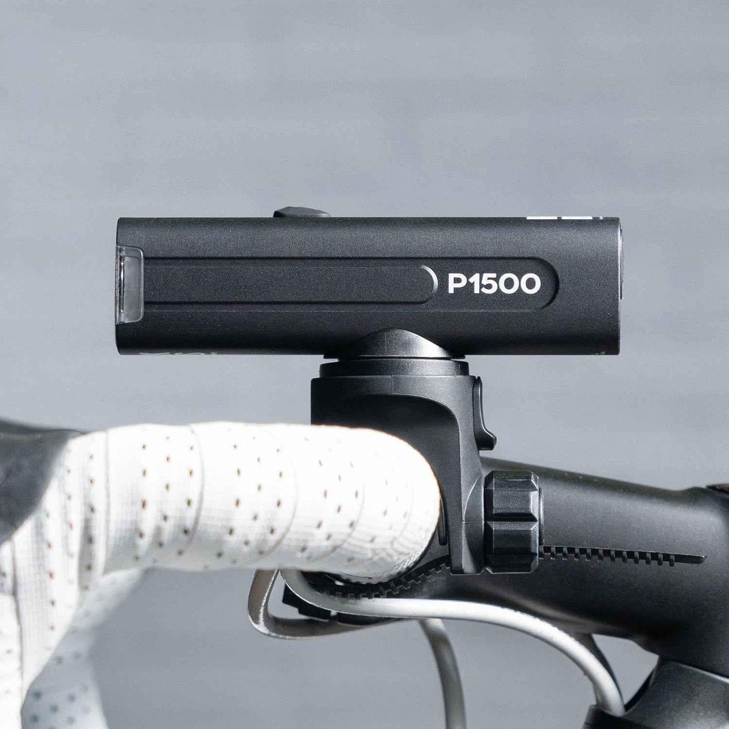 ROCKBROS high-brightness bike front light, 600–1500 lumens, USB-C rechargeable, anti-glare, waterproof aluminum body