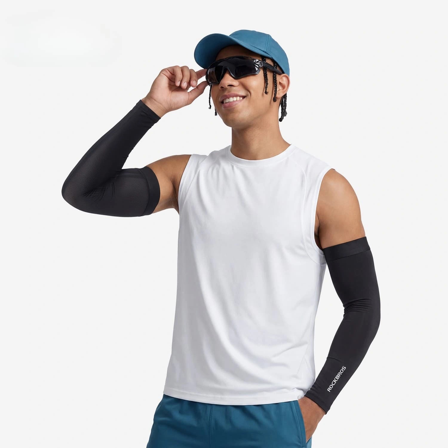 Ice Silk Seamless Sun Protection Arm Sleeves UPF50+ Cooling Breathable UV Arm Covers for Outdoor Sports