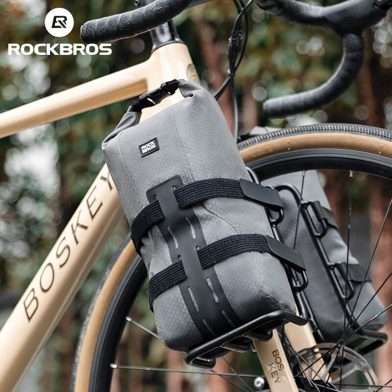 ROCKBROS 2.7L fork rack bag installed on mountain bike for off-road rides