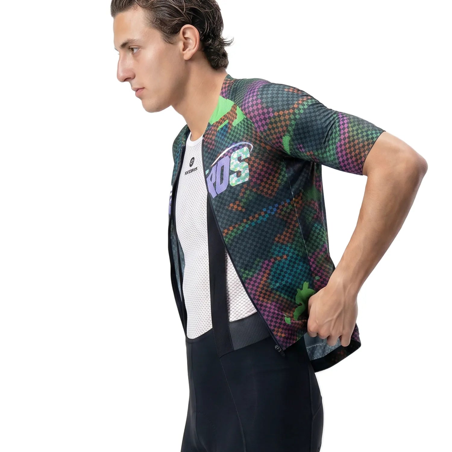 ROCKBROS men's lightweight and breathable short sleeve cycling jersey with moisture-wicking fabric and race-fit design