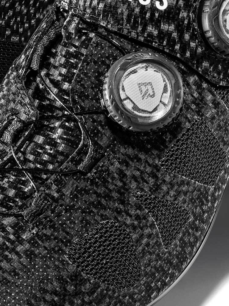 ROCKBROS NR3 clipless road cycling shoes with carbon sole and dual-dial closure system
#Color_Black