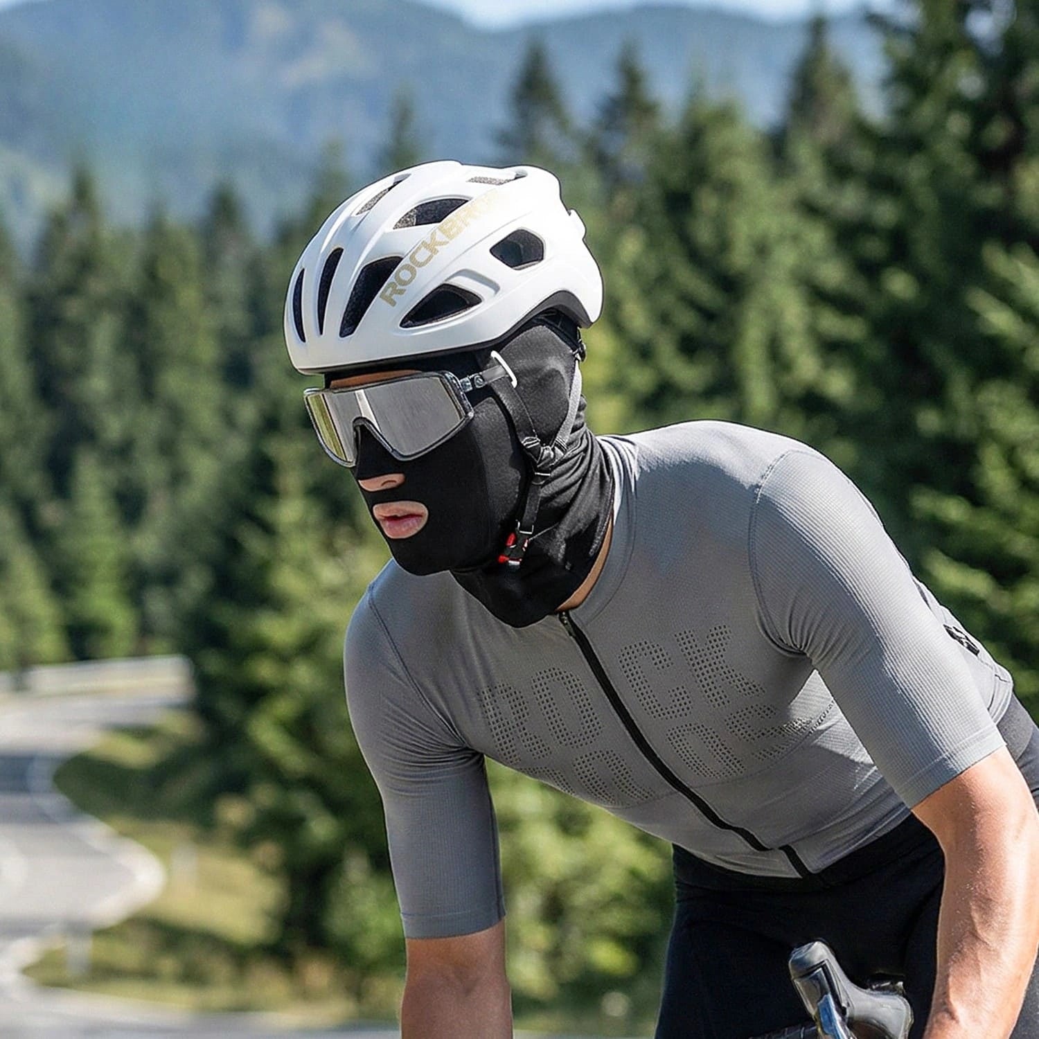 ROCKBROS Ice Silk Seamless Balaclava with UPF50+ Coverage and Breathable Openings for Summer Cycling