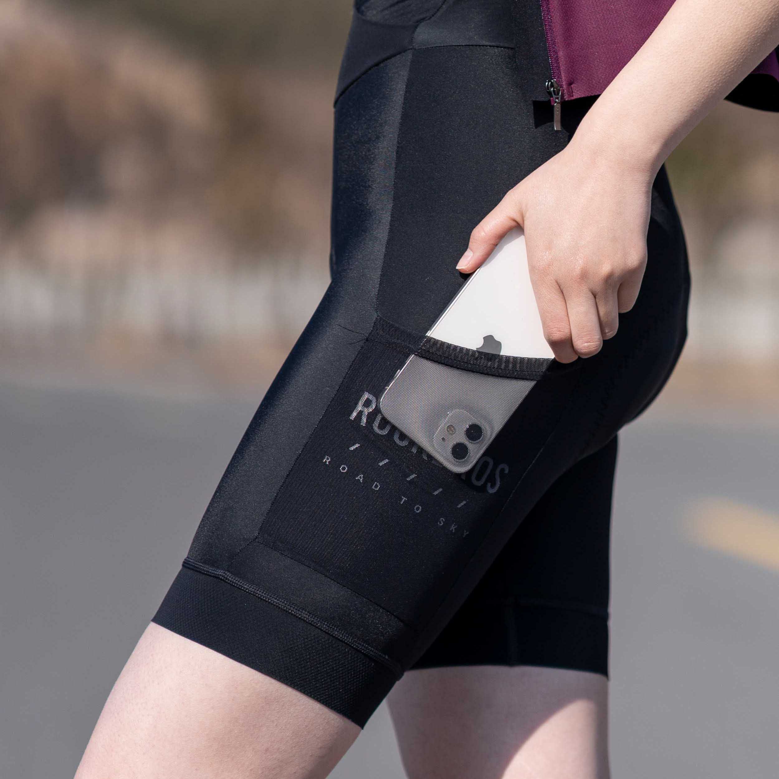 ROCKBROS mesh side pocket detail