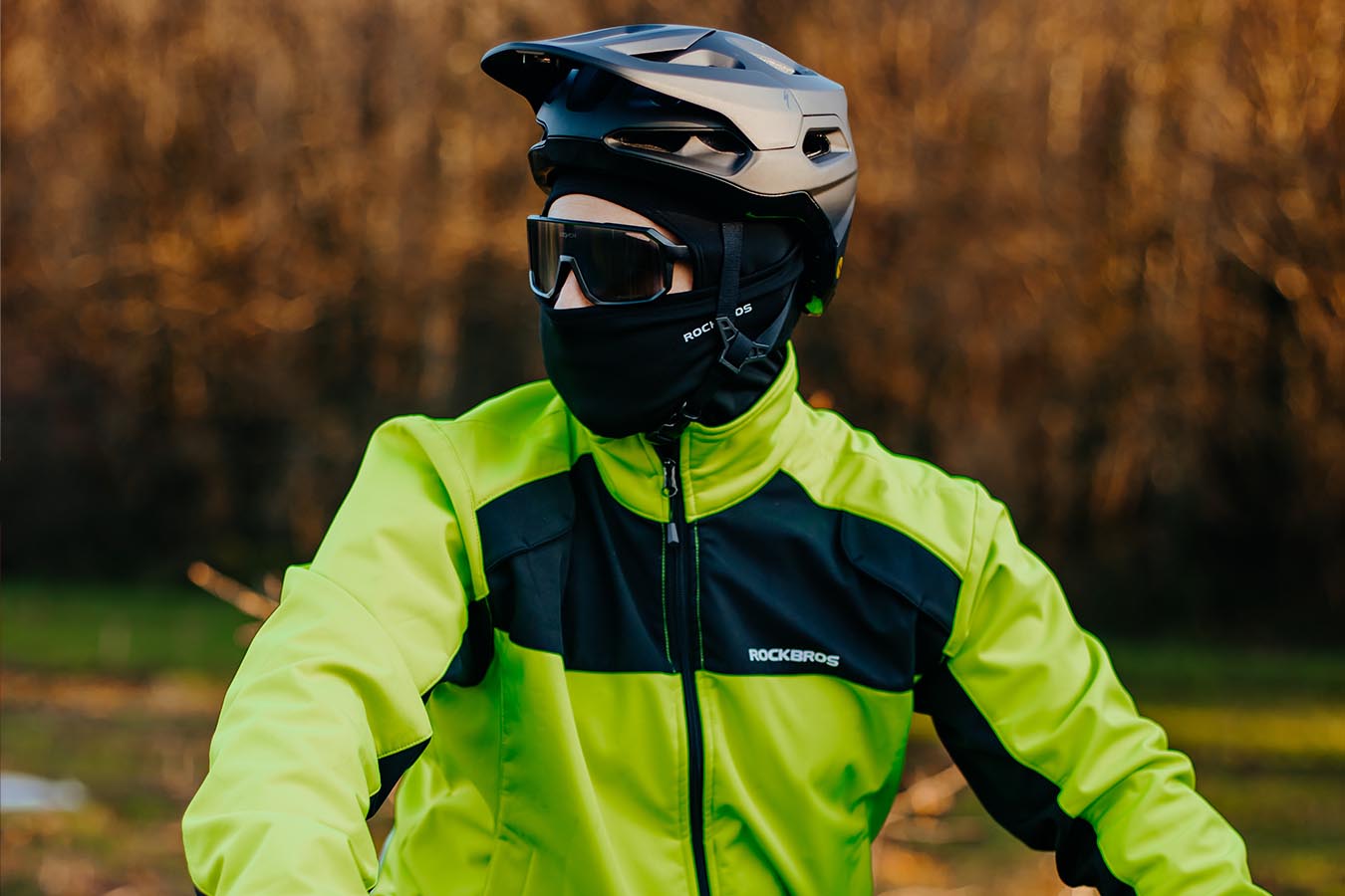 fall and winter rides with proper layering and gear from ROCKBROS