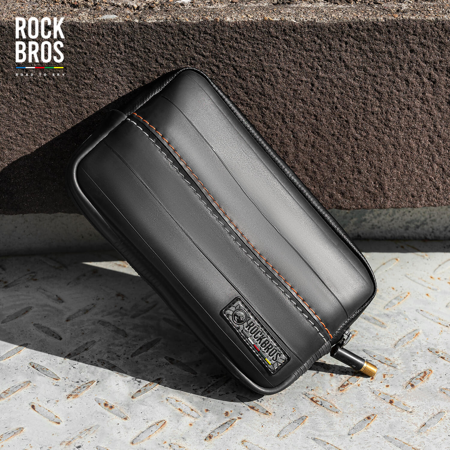Eco-friendly ROAD TO SKY cycling wallet made from recycled tire rubber and Tyvek®