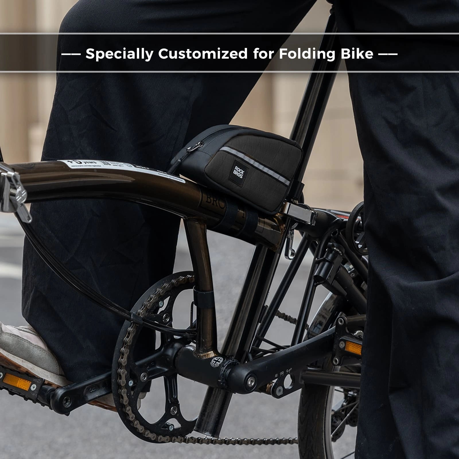 ROCKBROS 0.9L Waterproof Bike Top Tube Bag With Slim Fit And Easy-Access Zipper
#Color_Black