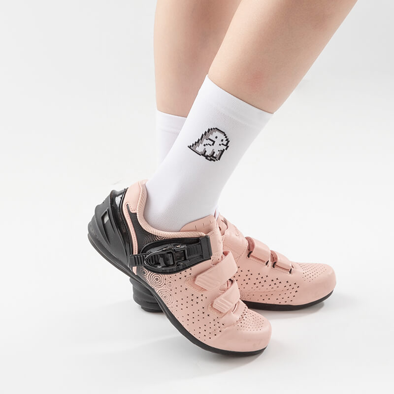 ROCKBROS breathable moisture-wicking mid-crew athletic socks for cycling and sports