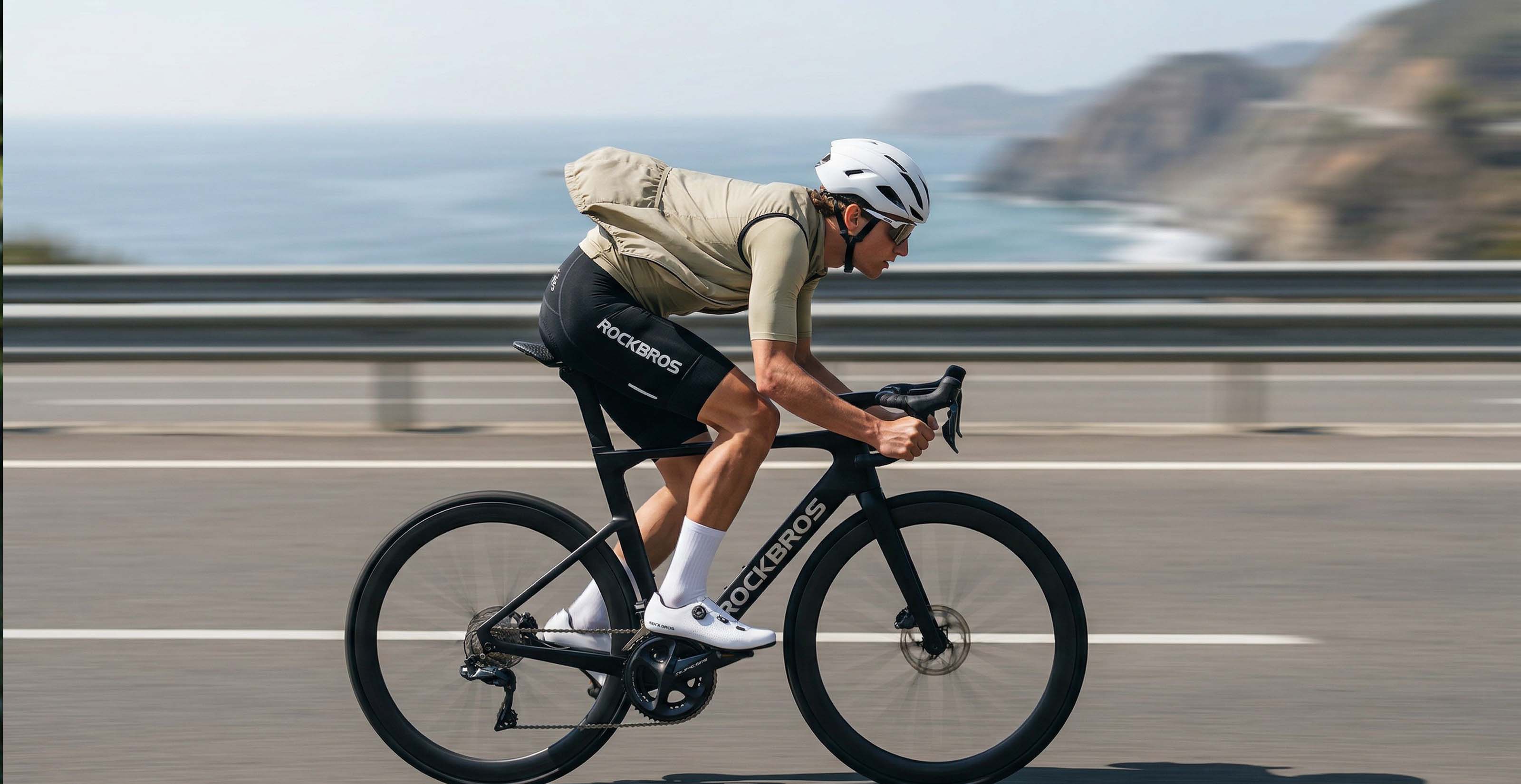 Summer cycling sun protection gear banner with UV protection clothing and accessories