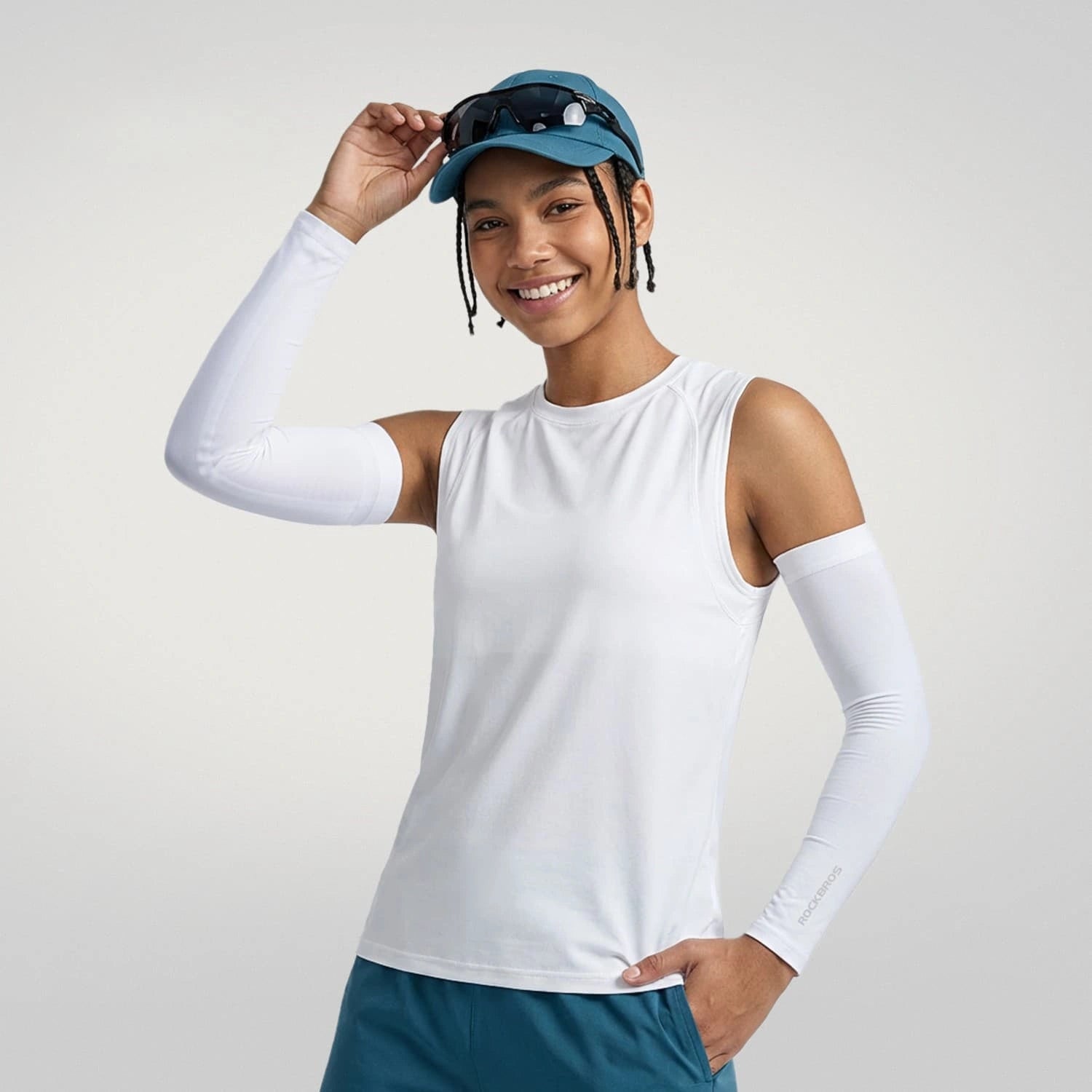 Ice Silk Seamless Sun Protection Arm Sleeves UPF50+ Cooling Breathable UV Arm Covers for Outdoor Sports