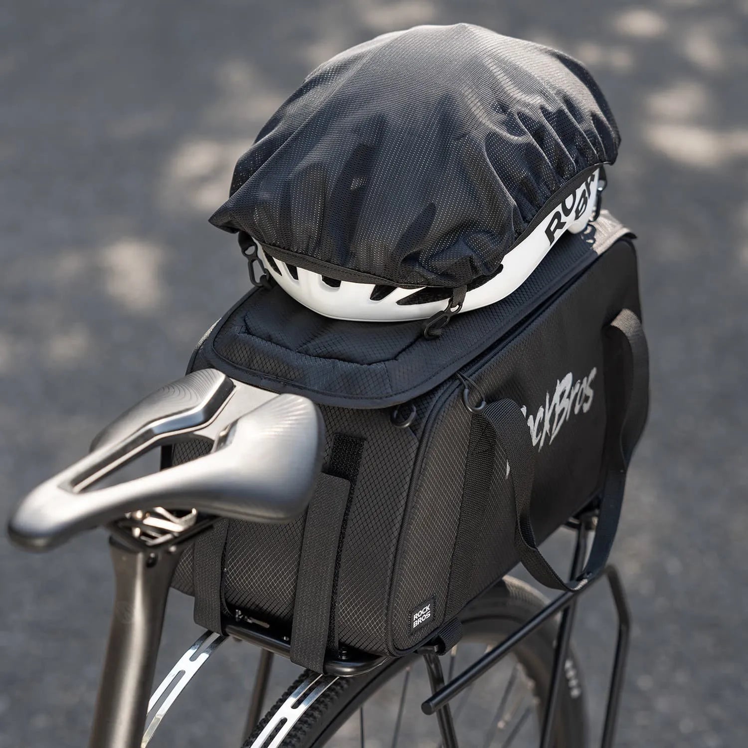 rockbros large capacity bike rear rack bag backpack 10.5l with eva support helmet net rain cover for cycling