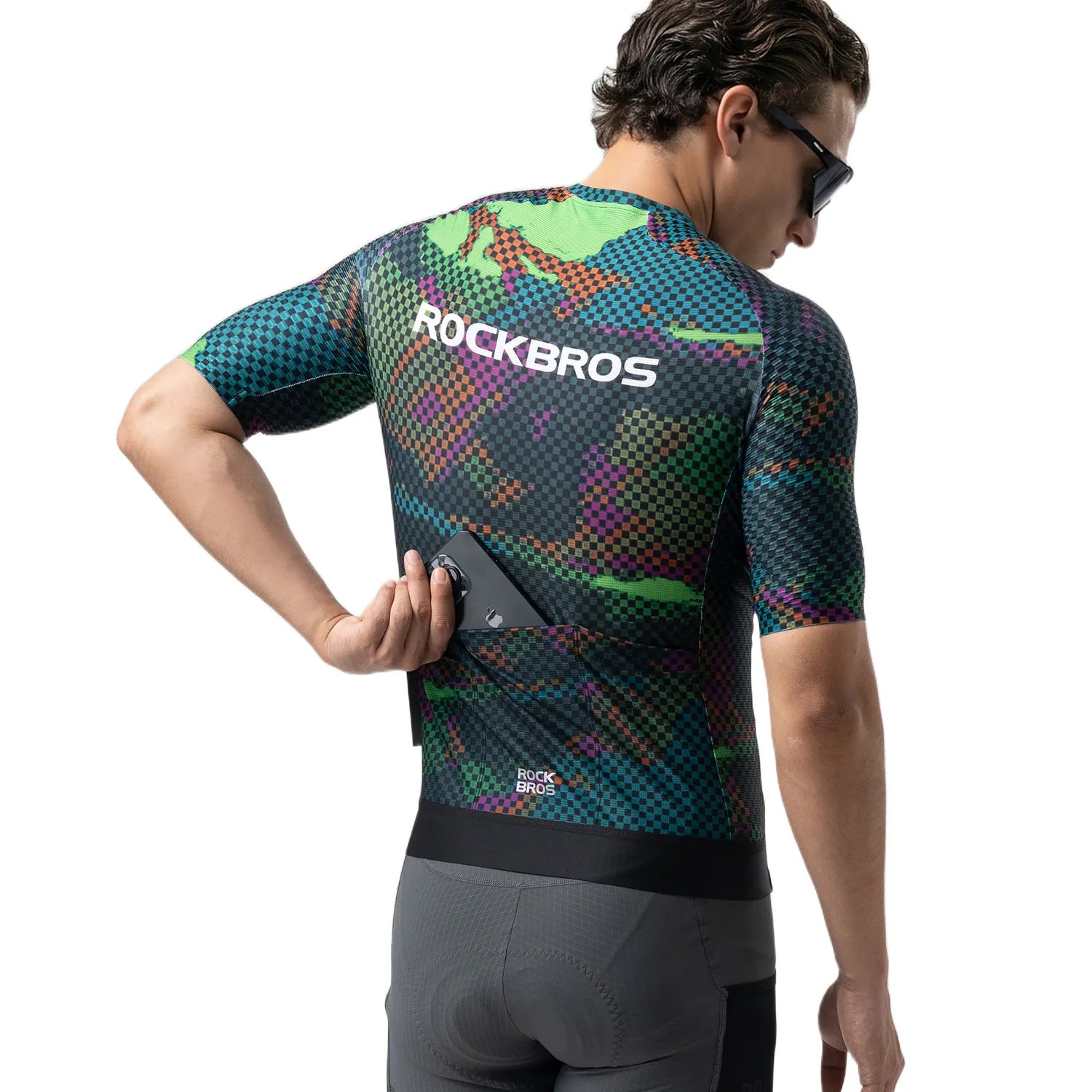 ROCKBROS men's lightweight and breathable short sleeve cycling jersey with moisture-wicking fabric and race-fit design
