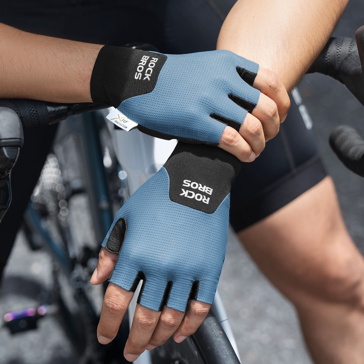 rockbros minimalist half finger cycling gloves breathable anti-slip for road cycling and daily riding