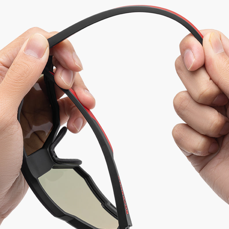ROCKBROS smart LCD adaptive cycling glasses with anti-glare technology for changing light conditions