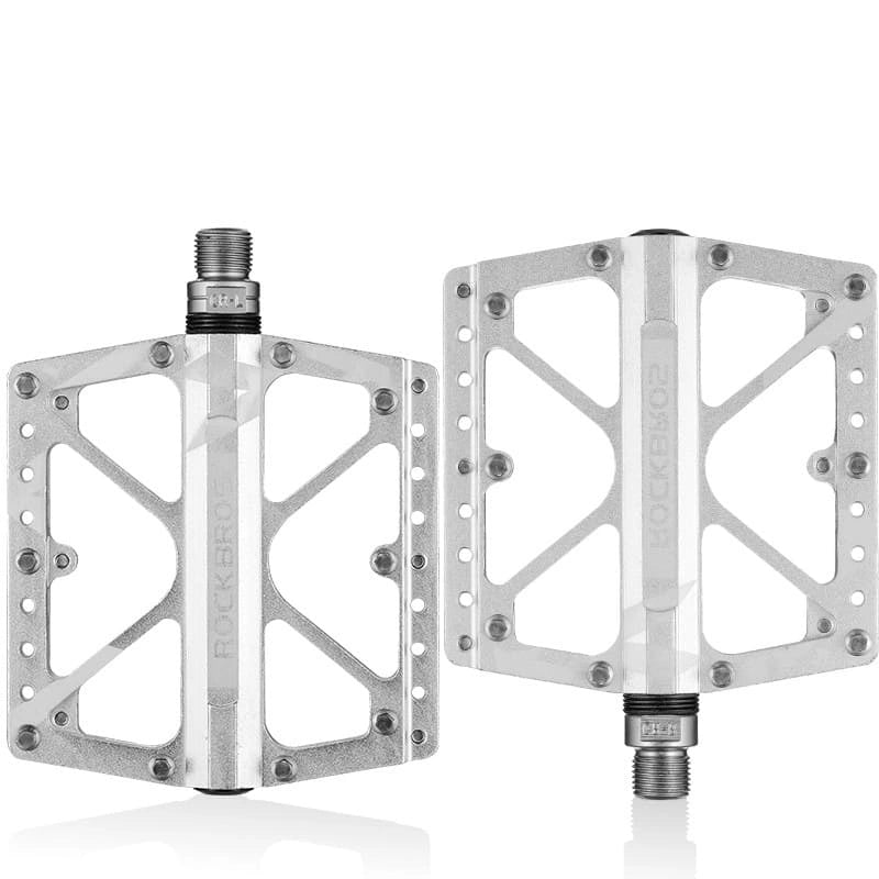 ROCKBROS Wide Aluminum Alloy MTB Pedals with Anti-Slip Pins, Sealed Bearings, and 9/16 Inch Spindle
#Color_Silver